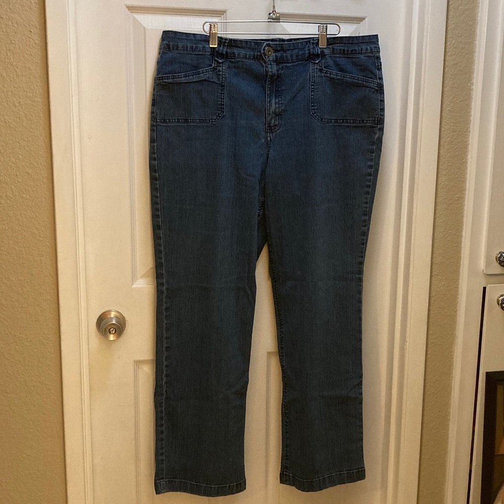 GLORIA VANDERBILT Women's Classic Denim Jeans